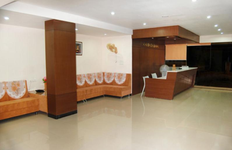 Balaji Grand Hotel Kākināda Kültér fotó