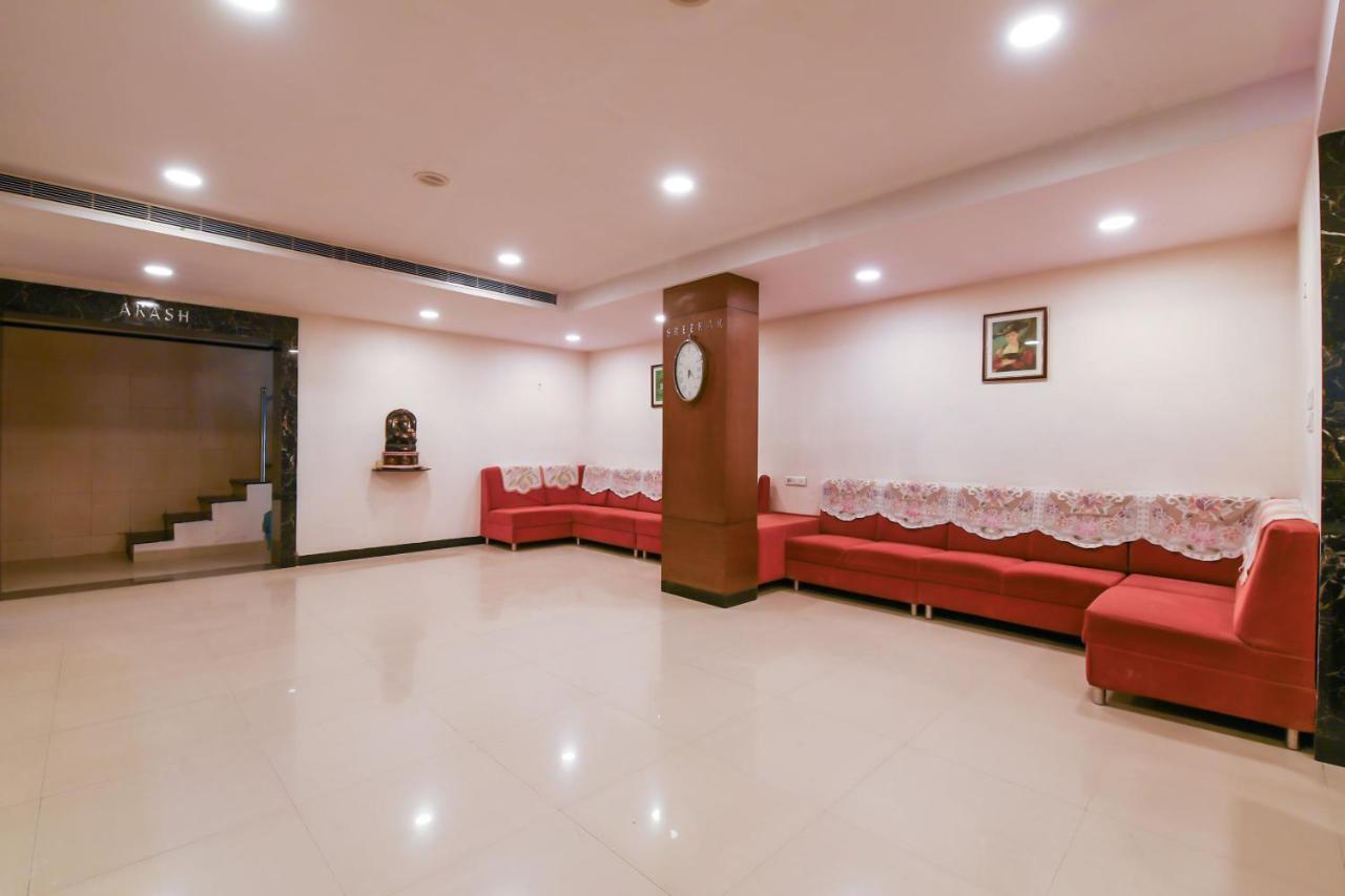 Balaji Grand Hotel Kākināda Kültér fotó